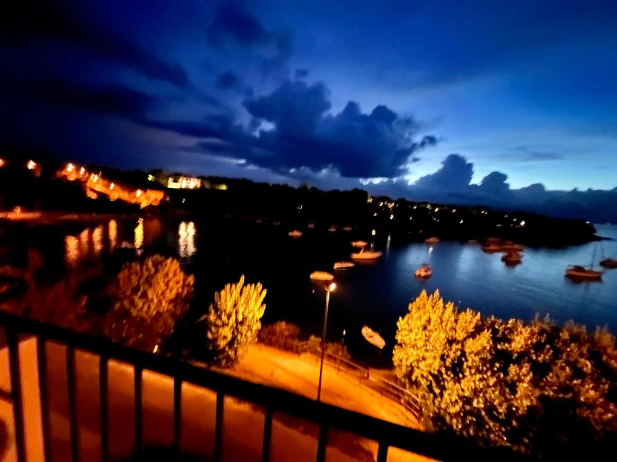 Villamar Beachfront Apartments With Free Private Parking Rabac Exterior foto